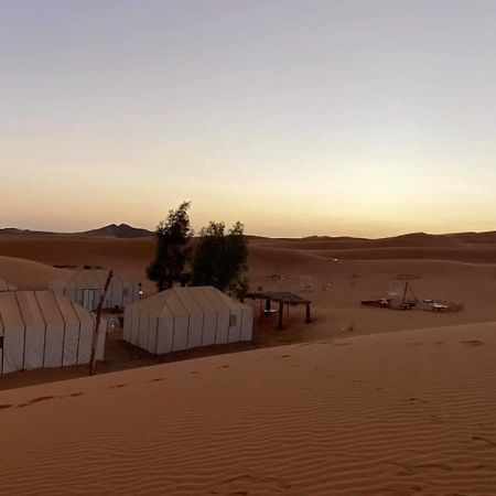 Desert Lover'S Luxury Camp Merzouga Dış mekan fotoğraf
