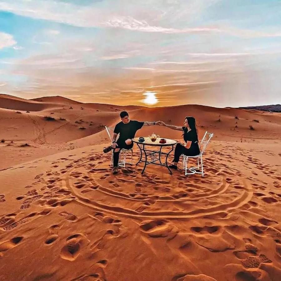 Desert Lover'S Luxury Camp Merzouga Dış mekan fotoğraf